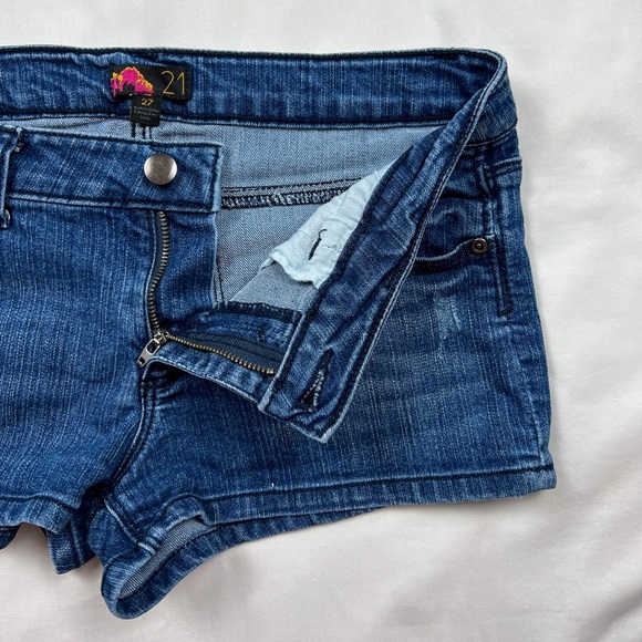 Y2K Forever 21 Low Rise Mini Shorts - Picture 7 of 7